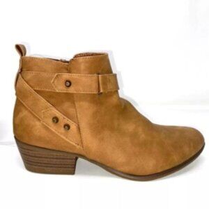 UNIONBAY Tilly Women's Ankle Bootie Tan Studded Size 7.5